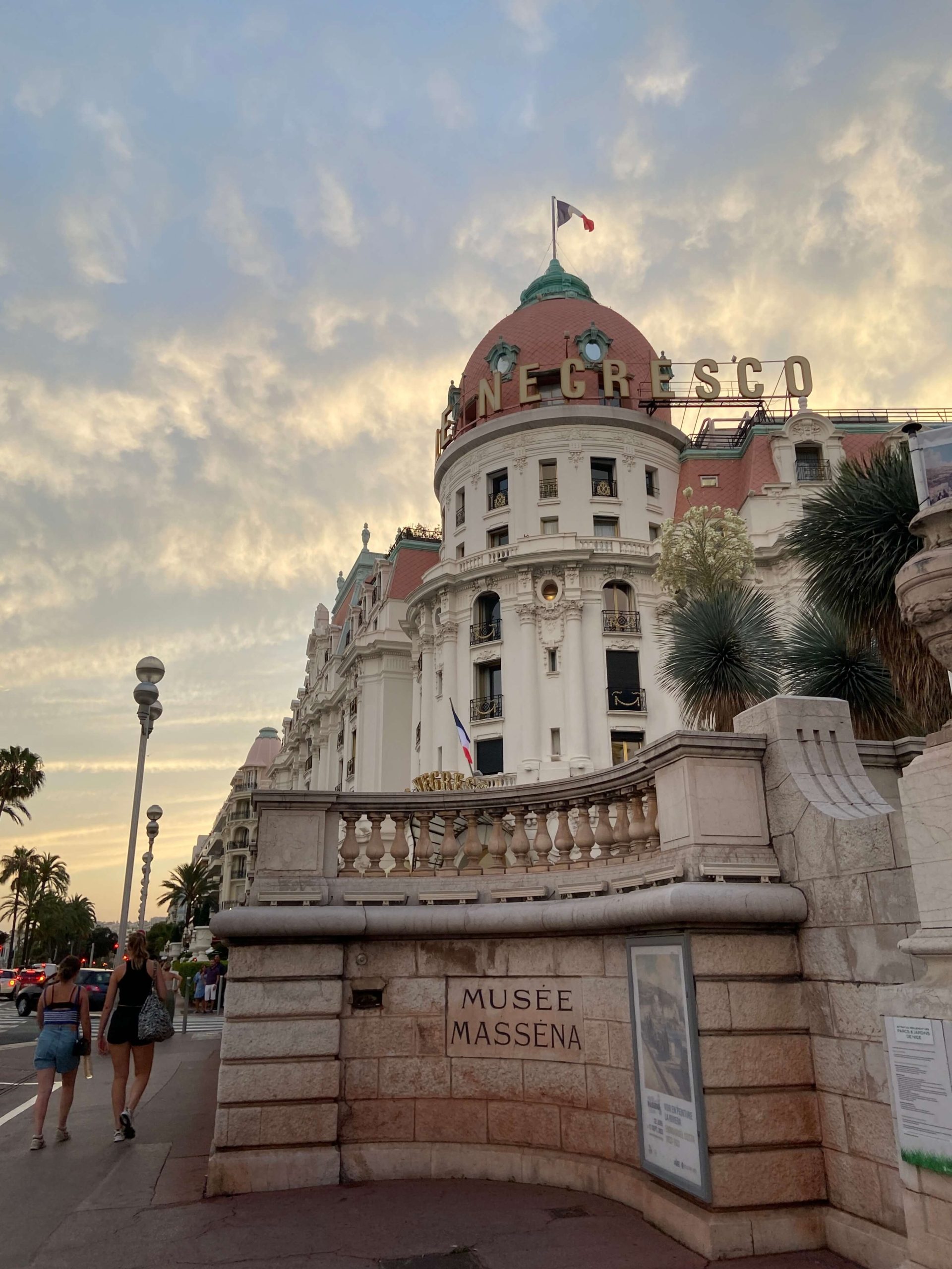 French language school in Nice staying at Negresco